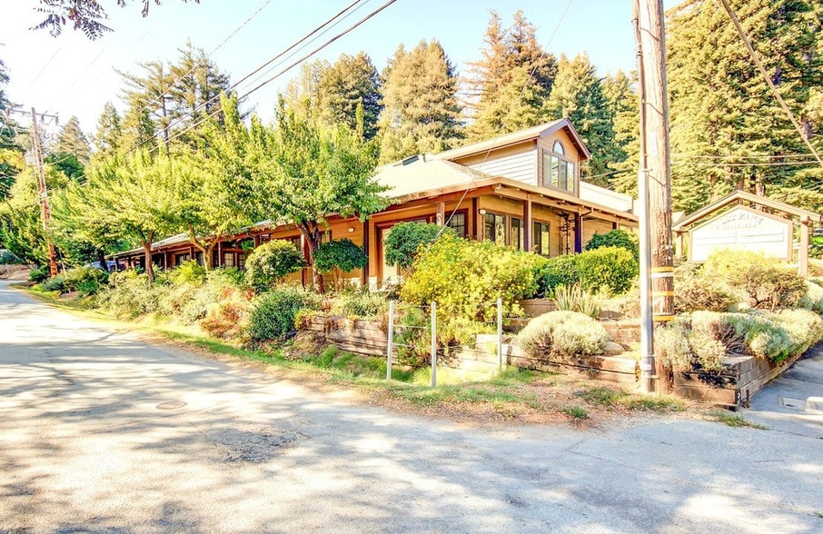 13350 W Park Ave, Boulder Creek, CA for lease - Building Photo - Image 2 of 24