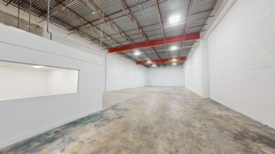 7950-7966 NW 14th St, Miami, FL for lease Interior Photo- Image 1 of 8