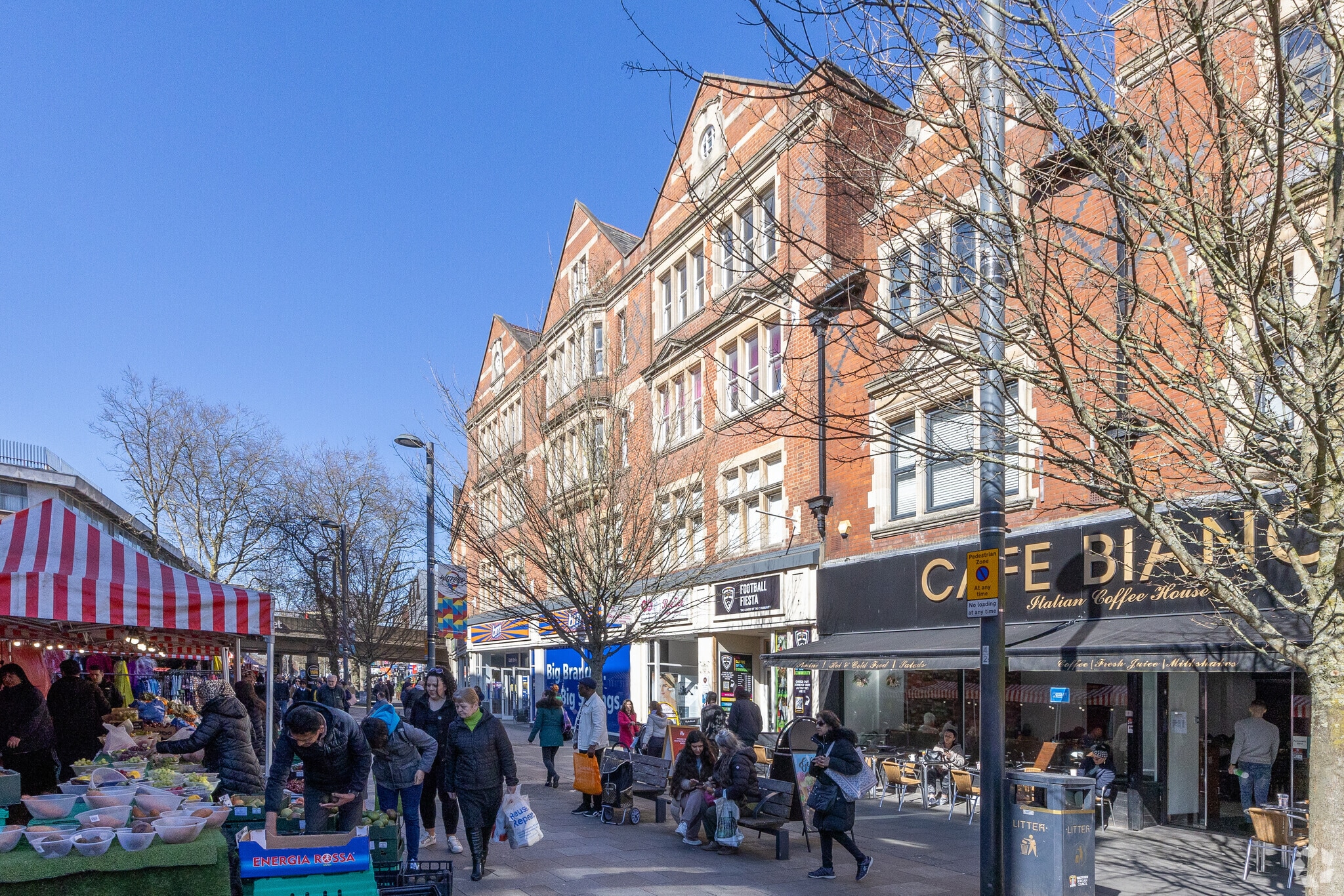 23-33 The Parade, Watford for sale Primary Photo- Image 1 of 1