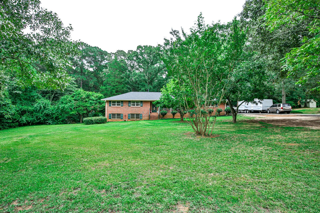 14931 Brown Bridge Rd, Covington, GA 30016