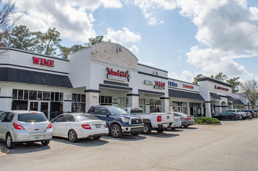 7860 Gate Pky, Jacksonville, FL for lease - Building Photo - Image 3 of 9