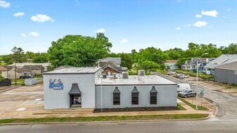 622 SE Frank Phillips Blvd, Bartlesville OK - Pub
