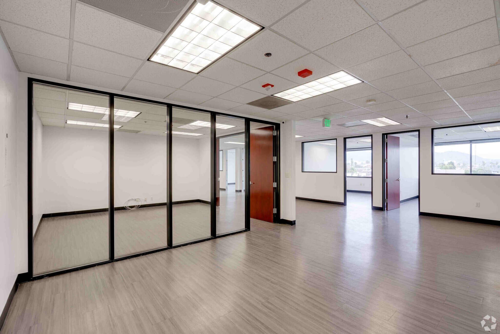 425 E Colorado St, Glendale, CA 91205 Glendale Corporate Center