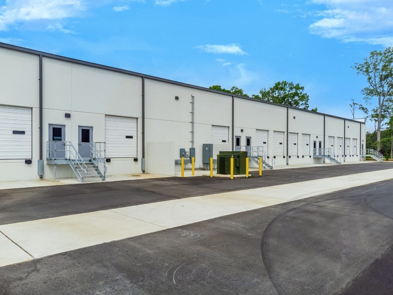 2585 Hwy 70, Clayton, NC for lease - Building Photo - Image 3 of 9