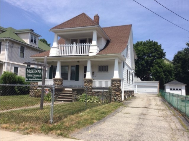 1869 E Main St, Waterbury, CT for sale Building Photo- Image 1 of 1