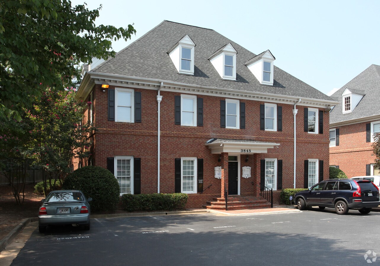 3845 Bridge Rd, Norcross, GA 30092