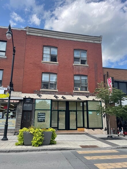 3437-3439 Rue Notre-Dame O, Montréal, QC for lease - Building Photo - Image 1 of 3