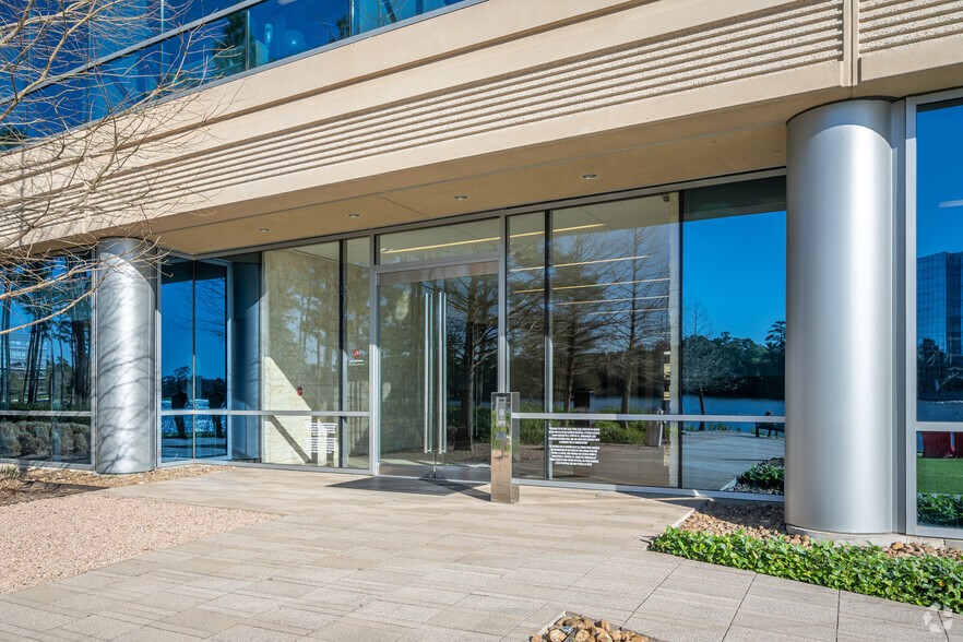 1790 Hughes Landing Blvd, The Woodlands, TX for lease - Building Photo - Image 3 of 7