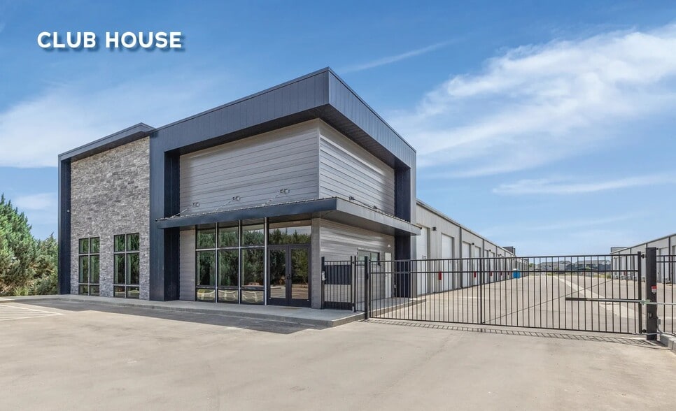 4751 Ustick Rd, Nampa, ID for sale - Building Photo - Image 2 of 12