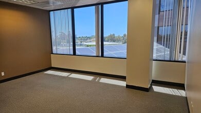 3020 Old Ranch Pky, Seal Beach, CA for lease Building Photo- Image 2 of 11