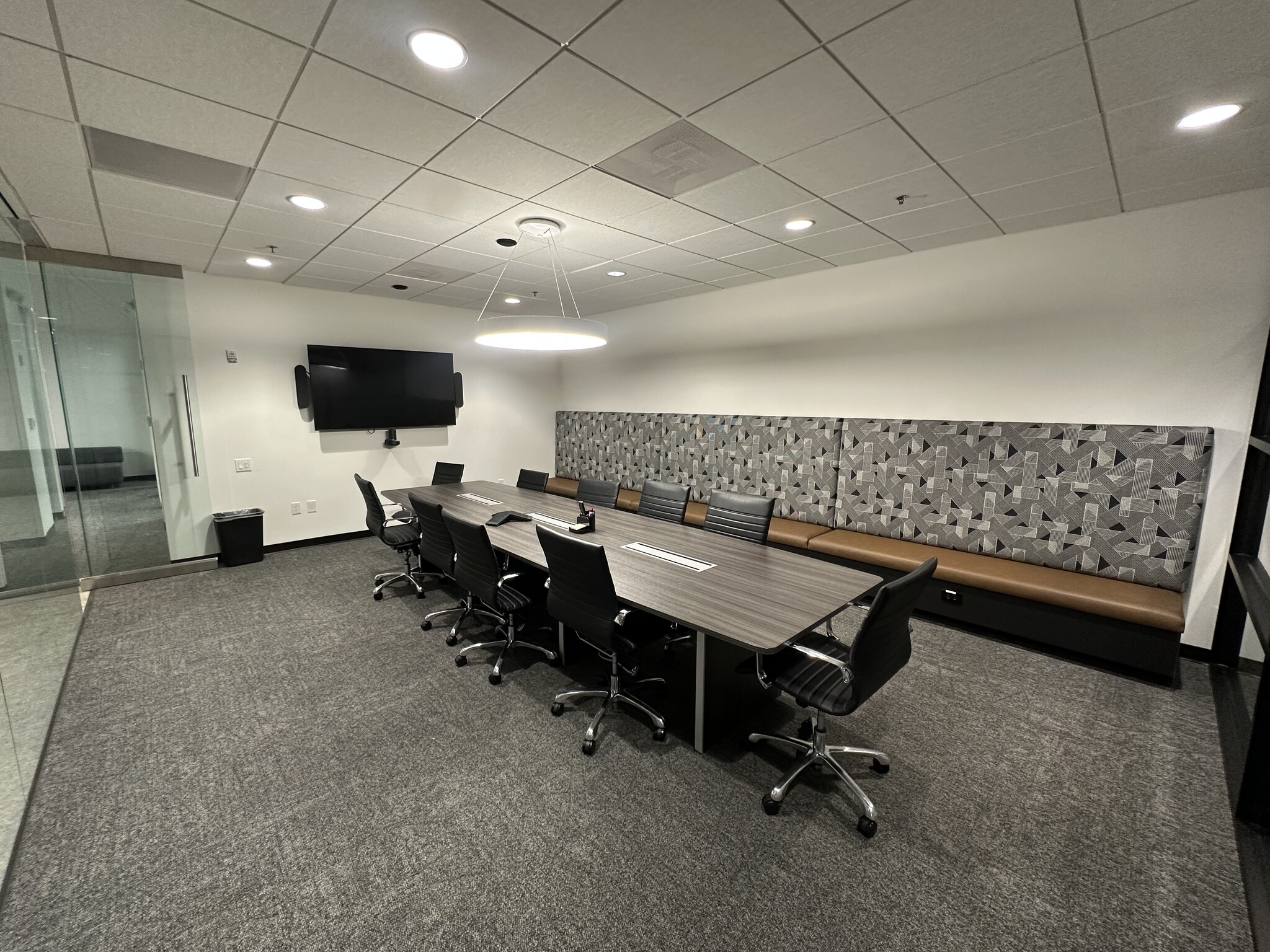 2700 Apple Valley Rd NE, Atlanta, GA for lease Interior Photo- Image 1 of 6