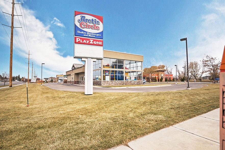 2535 1st St, Idaho Falls, ID 83401