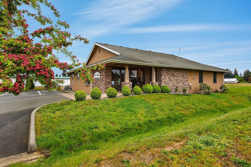 7000 Guide Meridian Rd, Lynden, WA for sale - Primary Photo - Image 1 of 1