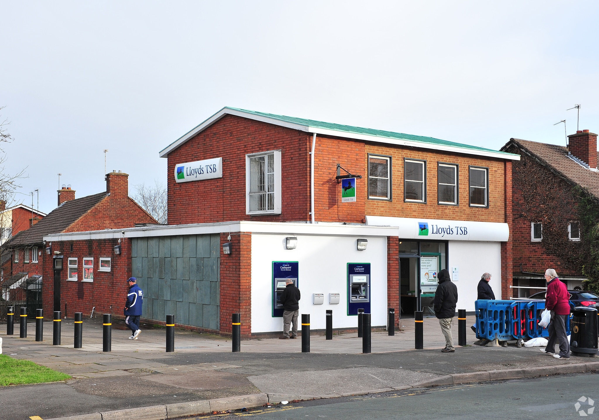 2 Hawkhurst Rd, Birmingham for lease Primary Photo- Image 1 of 4