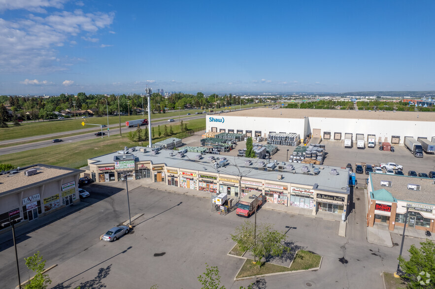 5075 Falconridge Blvd NE, Calgary, AB for sale - Aerial - Image 3 of 6