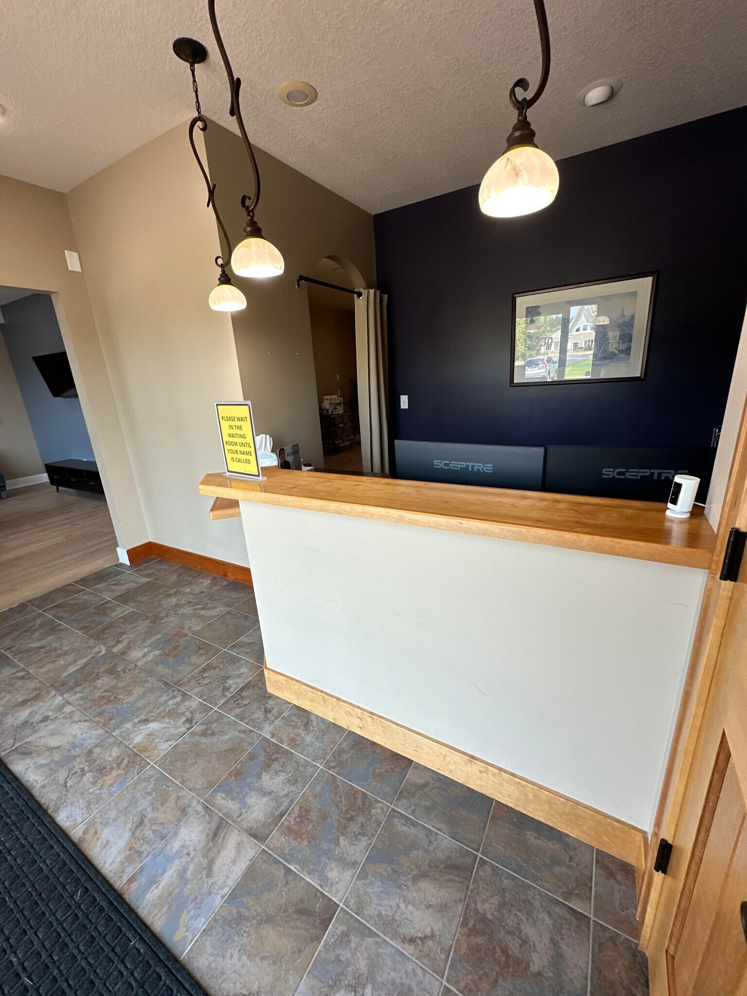 11230-11238 86th Ave N, Maple Grove, MN for lease Lobby- Image 1 of 7