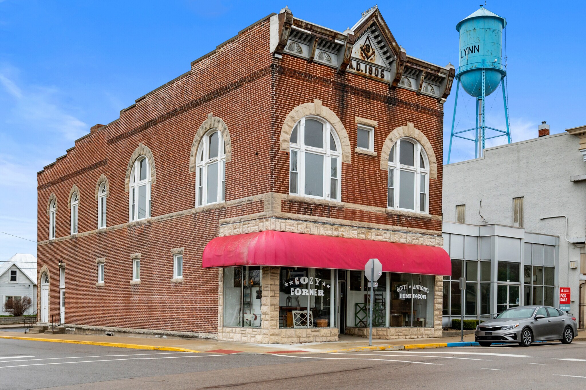 102 N Main St, Winchester, IN for sale Primary Photo- Image 1 of 1
