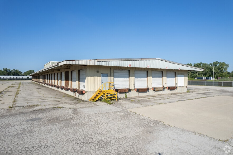 6006 Stickney Ave, Toledo, OH for sale - Primary Photo - Image 1 of 1