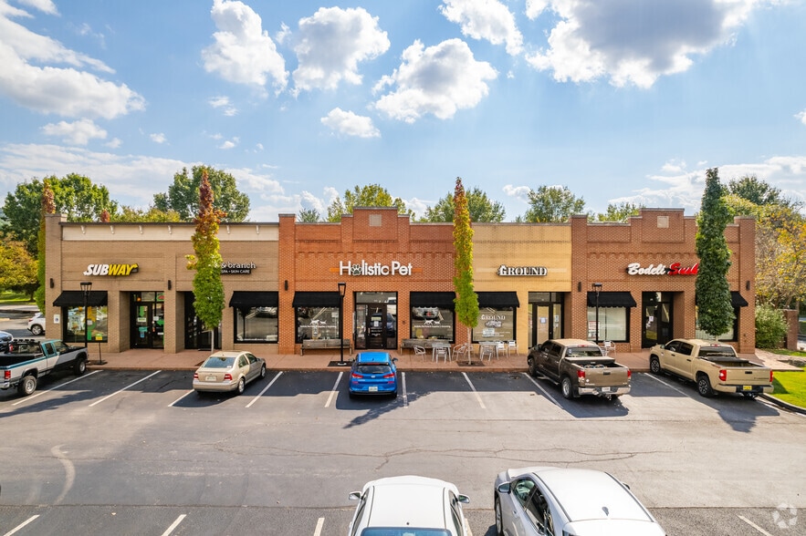 330 Mayfield Dr, Franklin, TN for lease - Building Photo - Image 2 of 4