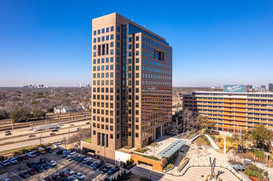 6688 N Central Expy, Dallas, TX for lease - Building Photo - Image 1 of 59
