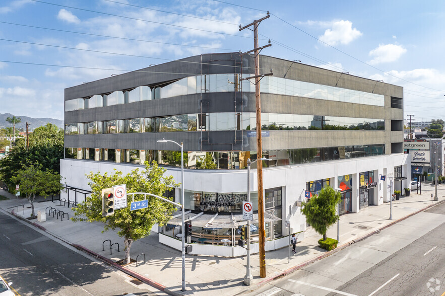 8065-8075 W 3rd St, Los Angeles, CA for lease - Building Photo - Image 1 of 34