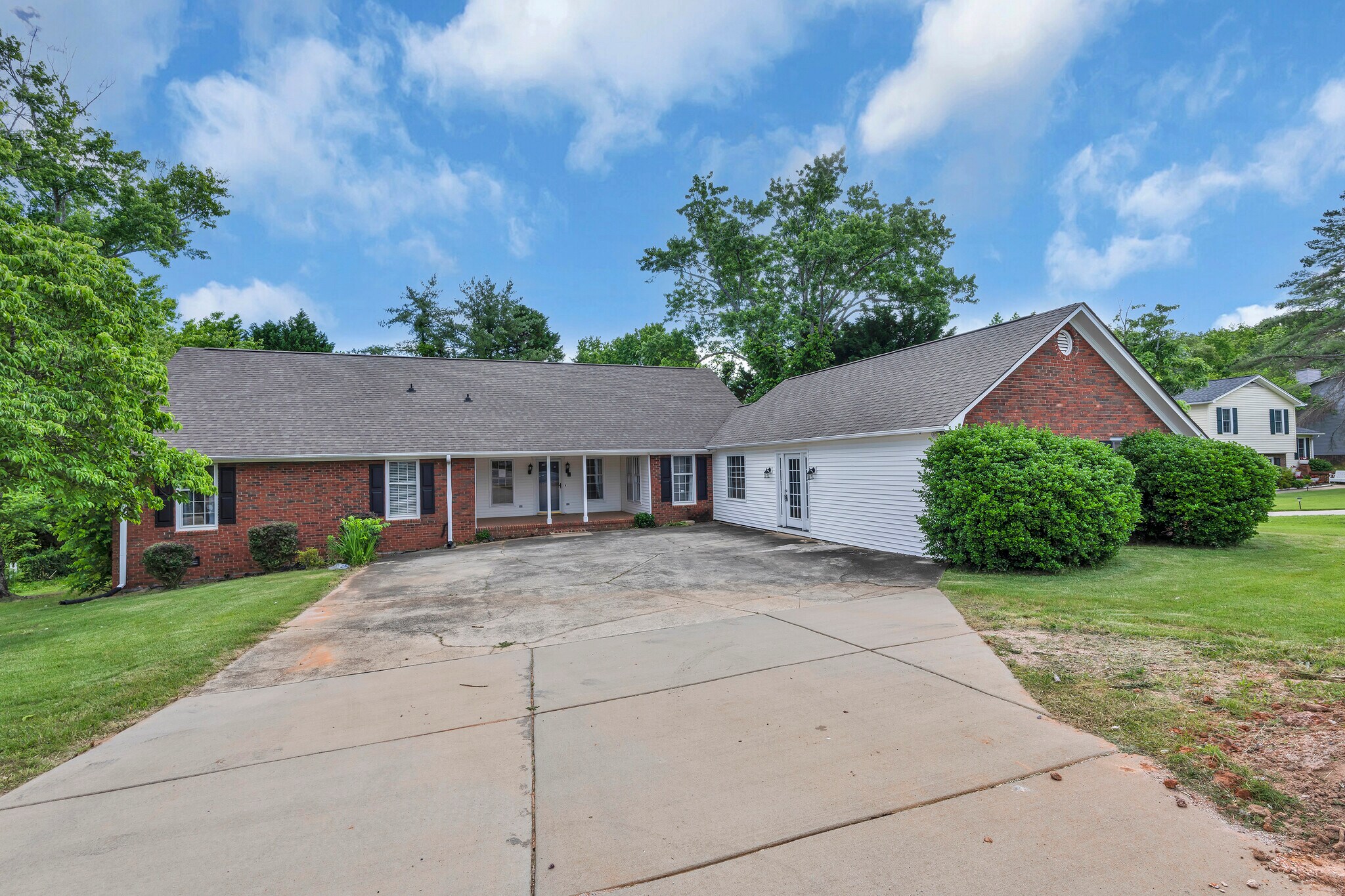 203 Roper Mountain Road Ext, Greenville, SC for sale Building Photo- Image 1 of 1