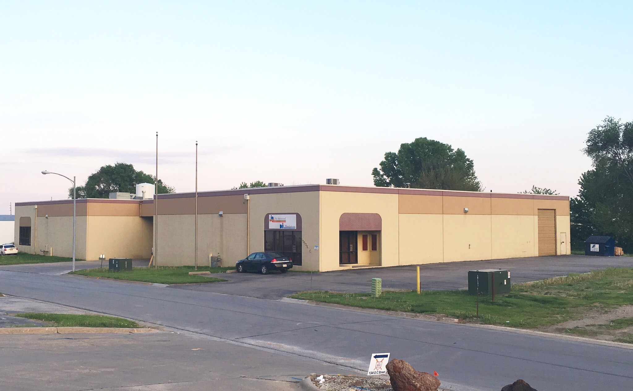 13335 C St, Omaha, NE for sale Building Photo- Image 1 of 1