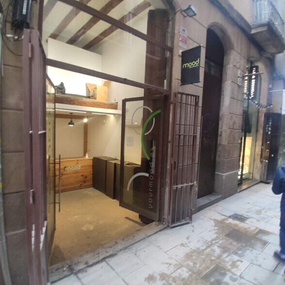 Carrer dels Flassaders, Barcelona, Barcelona for lease - Building Photo - Image 2 of 4