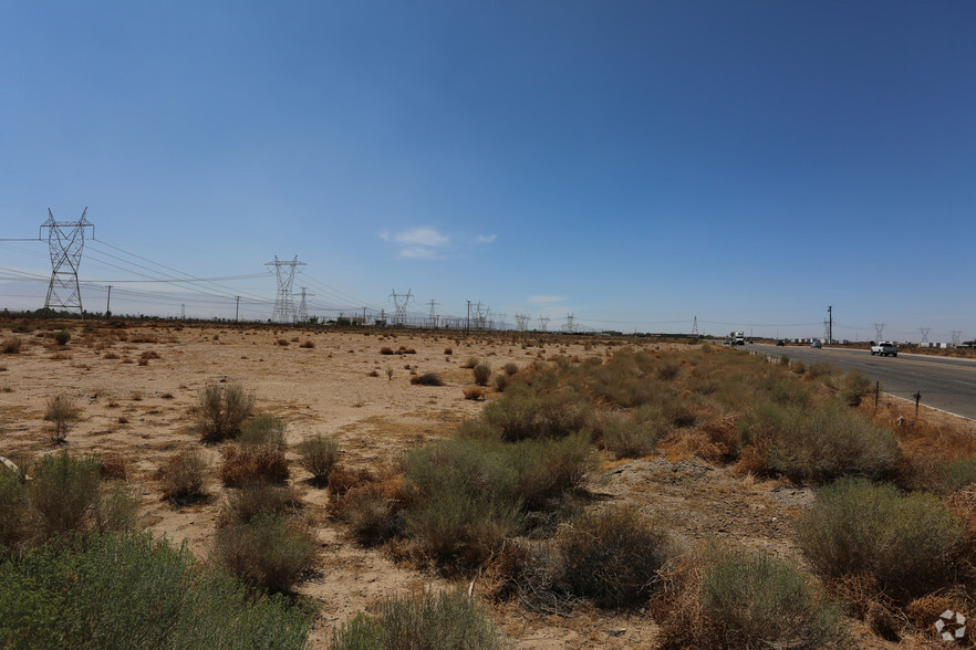 Rancho Rd, Adelanto, CA for sale - Primary Photo - Image 1 of 1