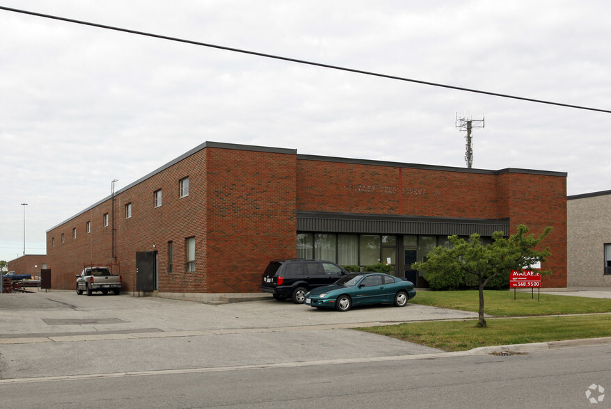 5168 Everest Dr, Mississauga, ON for lease - Primary Photo - Image 1 of 2