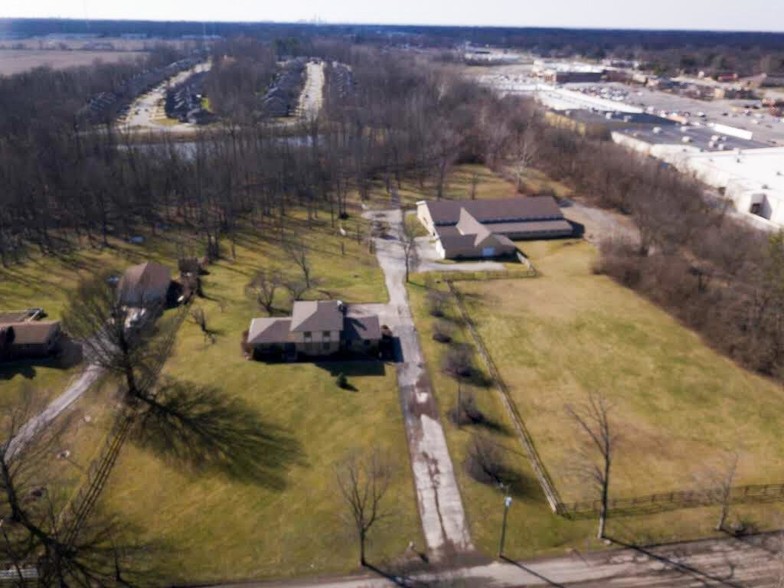 130 S Mitthoeffer Rd, Indianapolis, IN for sale - Aerial - Image 1 of 1