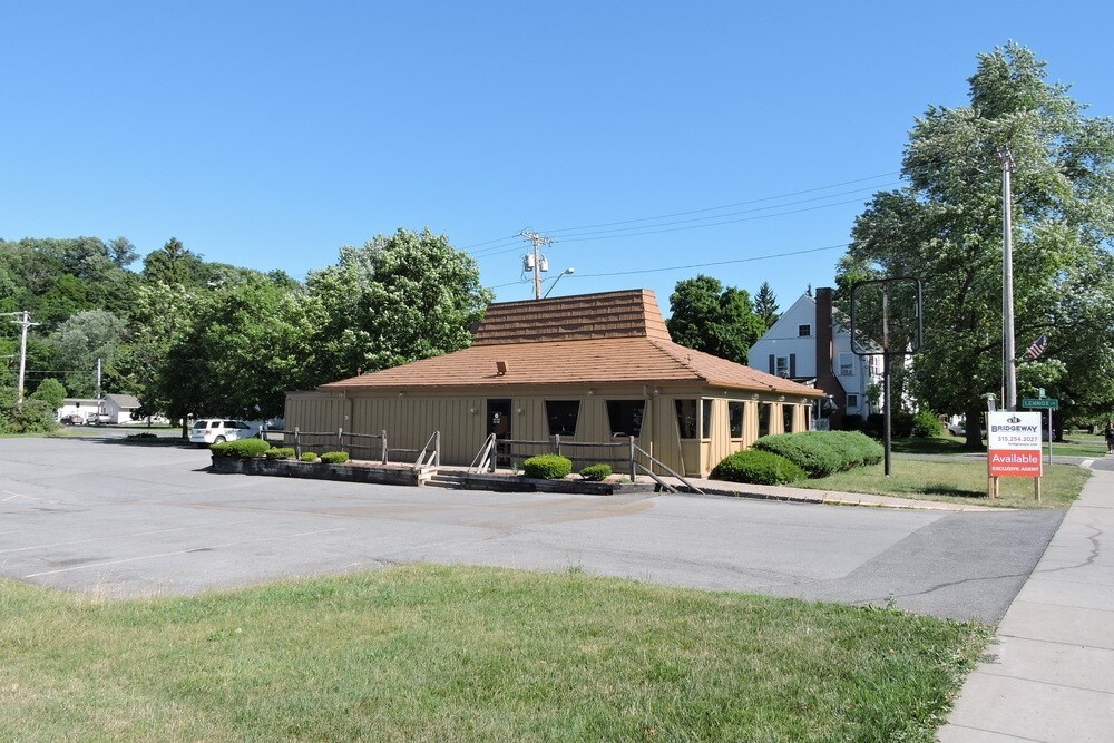 500 Genesee St, Chittenango, NY 13037 Pizza Hut