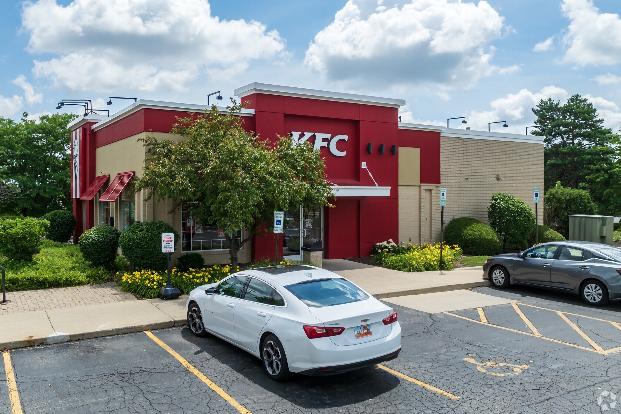 1160 S Roselle Rd, Schaumburg, IL for sale Primary Photo- Image 1 of 1