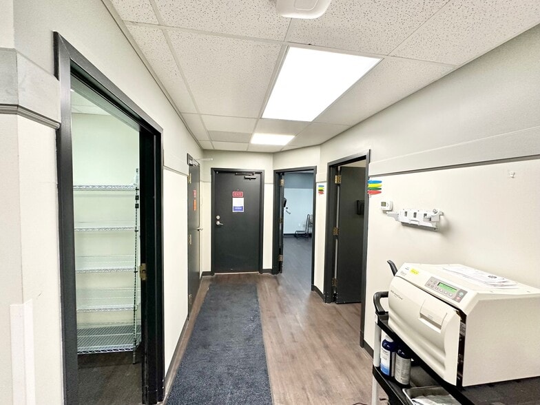 9105A Indianapolis Blvd, Highland, IN for lease - Building Photo - Image 2 of 15