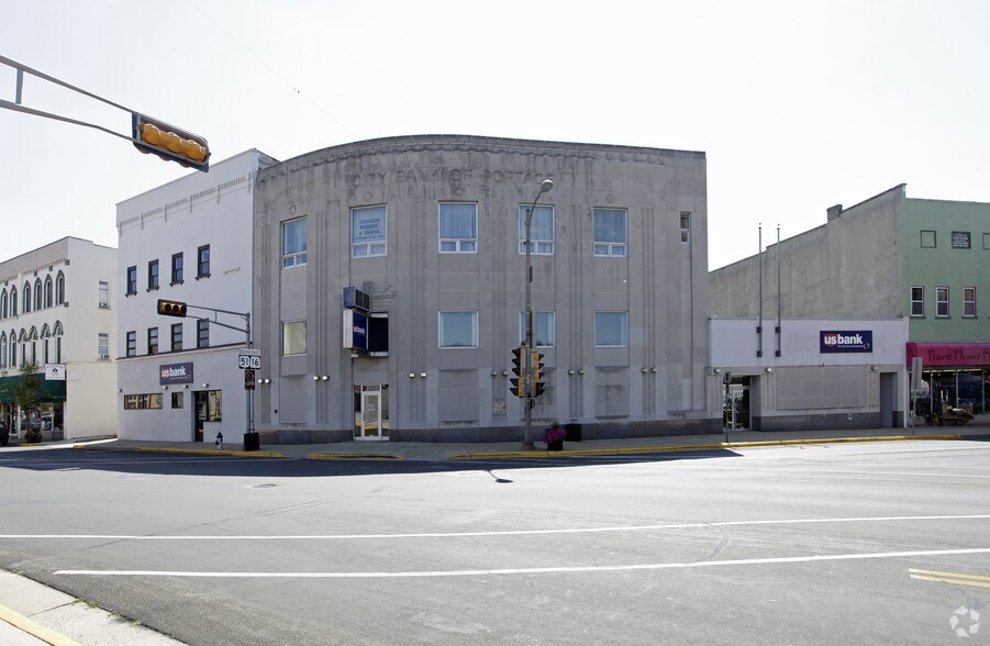 238 W Wisconsin St, Portage, WI 53901