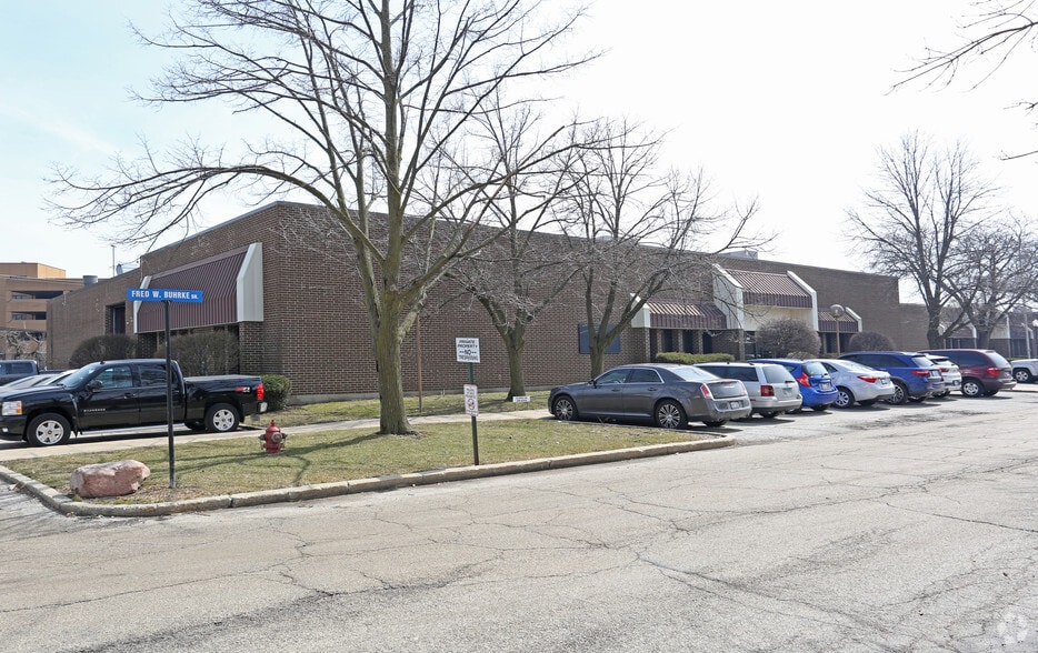 501-509 W Algonquin Rd, Arlington Heights, IL for sale - Primary Photo - Image 1 of 5