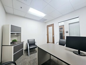 101 S Elm St, Greensboro, NC for lease Interior Photo- Image 2 of 3