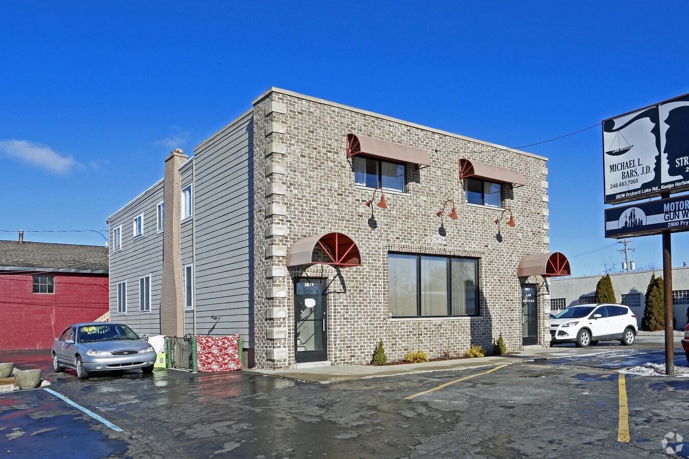 2878 Orchard Lake Rd, Keego Harbor, MI 48320