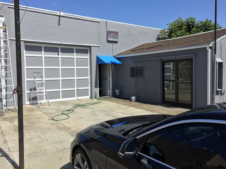 11816 Inglewood Ave, Hawthorne, CA for sale - Building Photo - Image 3 of 8