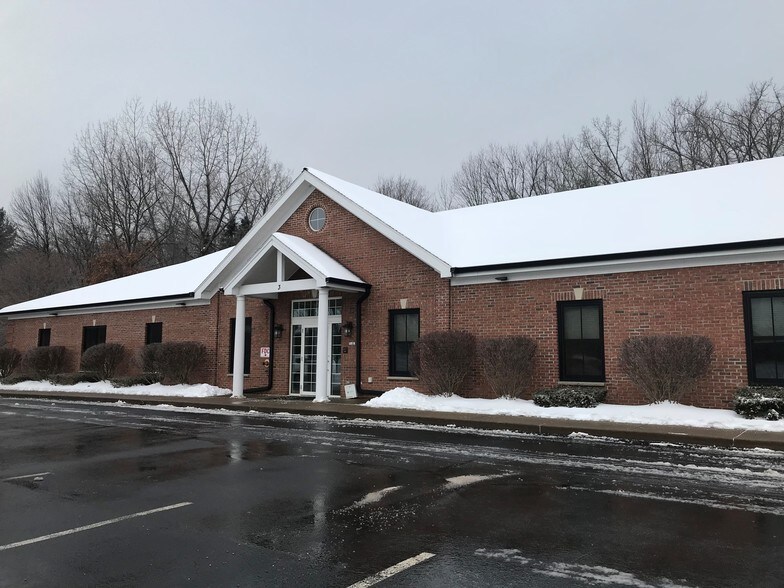 3 Halfmoon Executive Park Dr, Clifton Park, NY for sale - Other - Image 1 of 1