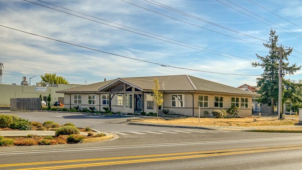 2365 E Sims Way, Port Townsend, WA for sale - Building Photo - Image 1 of 1