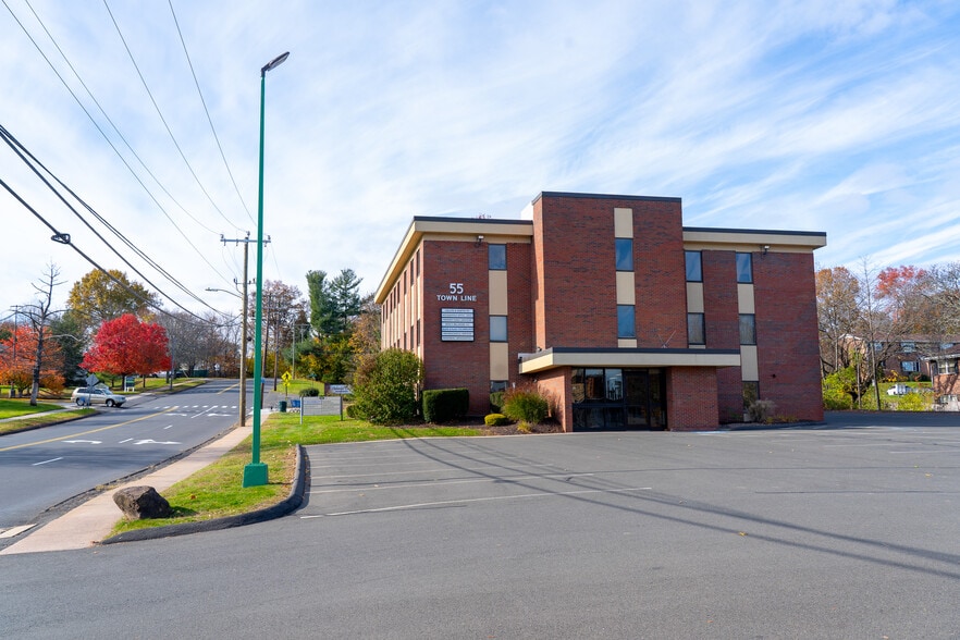 55 Town Line Rd, Wethersfield, CT for lease - Primary Photo - Image 1 of 15