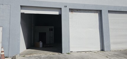 2211 2nd Ave N, Lake Worth, FL for lease Building Photo- Image 1 of 3