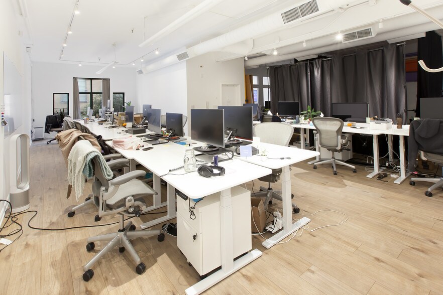 369-371 Hayes St, San Francisco, CA for lease - Building Photo - Image 3 of 5