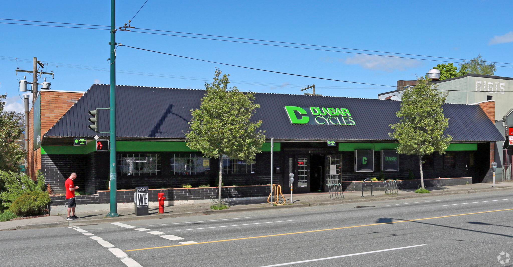 195 Broadway W, Vancouver, BC for lease Building Photo- Image 1 of 15