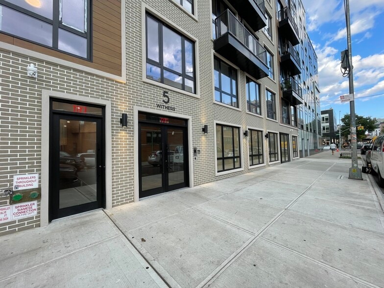 5 Withers St, Brooklyn, NY for lease - Building Photo - Image 1 of 6