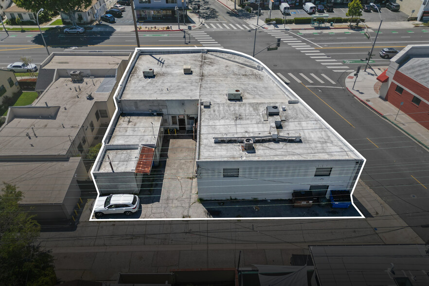 4302 Overland Ave, Culver City, CA for sale - Building Photo - Image 2 of 11