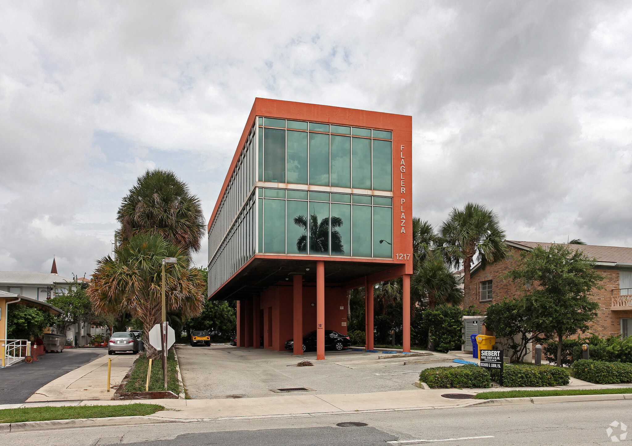 1217 S Flagler Dr, West Palm Beach, FL for sale Primary Photo- Image 1 of 1