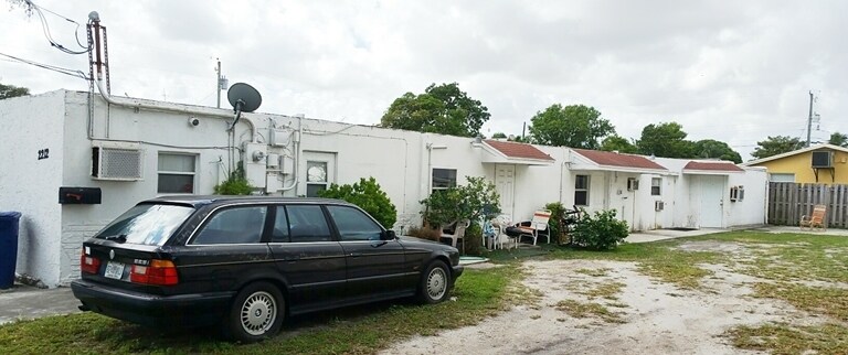 2212 SW 60th Way, Miramar, FL for sale - Primary Photo - Image 1 of 1