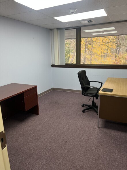 8118 Old York Rd, Elkins Park, PA for lease - Building Photo - Image 3 of 15